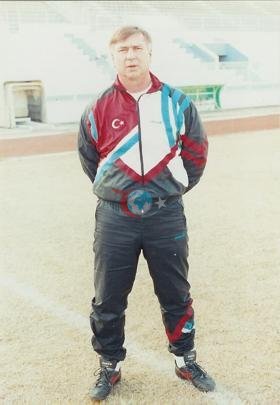 А Ұлттық Футбол Құрамасының бұрынғы бас бапкерлерінің бірі Пионтек қайтыс болды