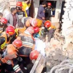 Пакистанда үч кабаттуу имаратта баллон жарылды: 16 өлүм, 14 жаракат