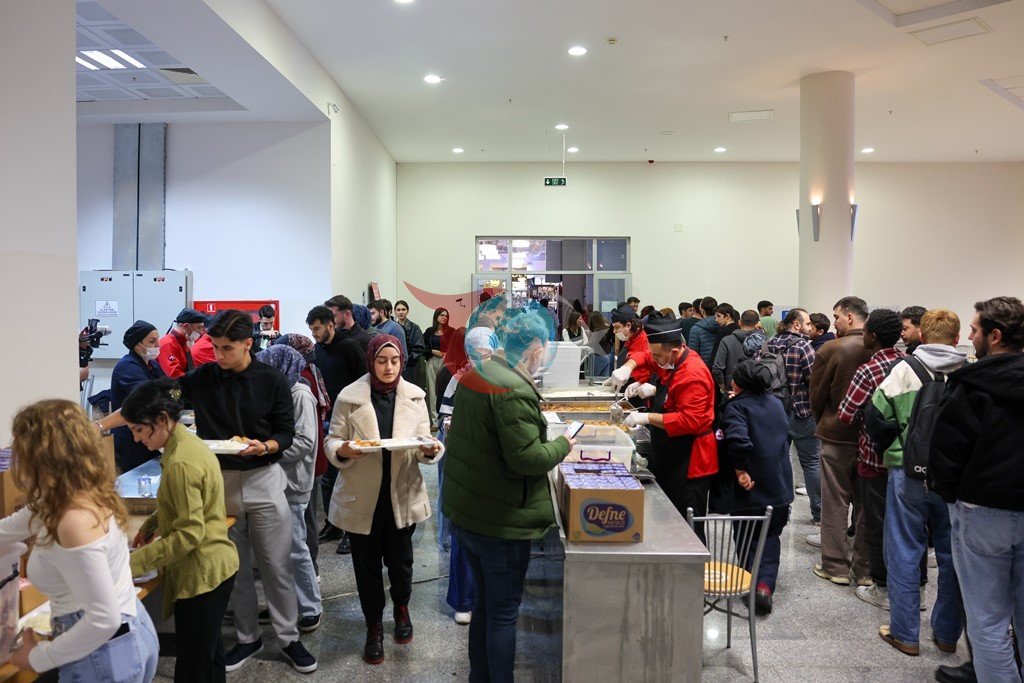 OMÜ'de Ramazan Ayının İlk İftarı Gerçekleştirildi