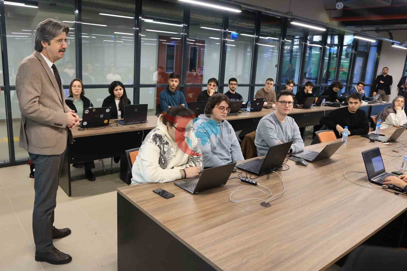 Dijital vatanın muhafızları Bursa&rsquo;da yetişiyor