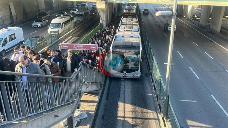 Стамбулда эки жакта да трафиктин азабы Жогорку чеги 85%