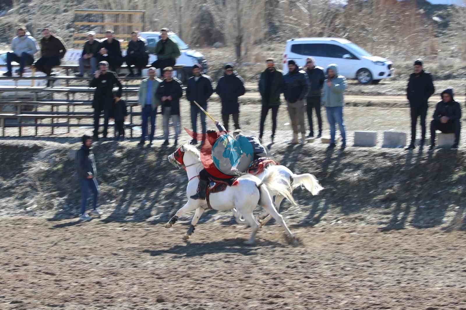 Bayburt’un kurtuluşunun 108’inci yılında cirit gösterisi düzenlendi