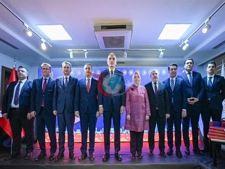 Bakan Ersoy, Dรผnya Dillerinde Tรผrkรงe Sรถzlรผฤรผnรผ kamuoyuna tanฤฑttฤฑ