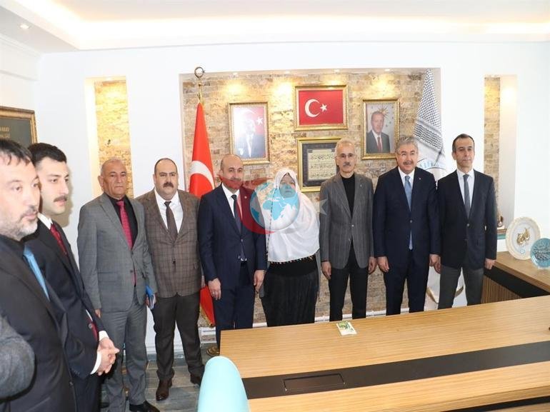 Bakan Uraloฤlu, Mihalgazi Belediye Baลkanฤฑ Akgรผnรผ ziyaret etti