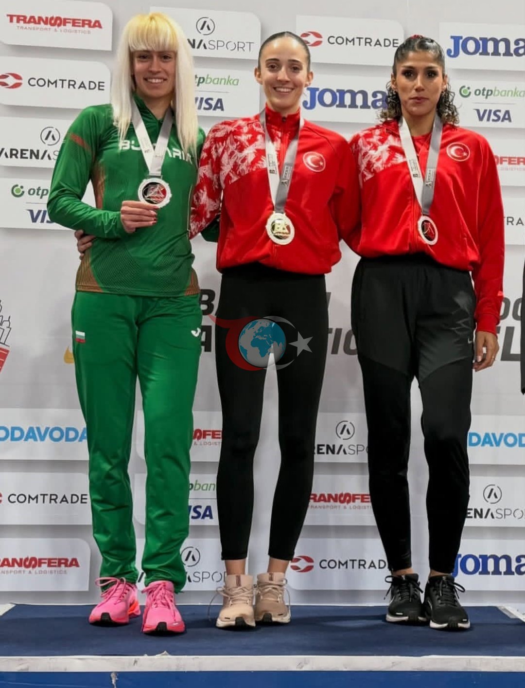 Eskiลehirli atletizm sporcusundan Balkanโda altฤฑn madalya