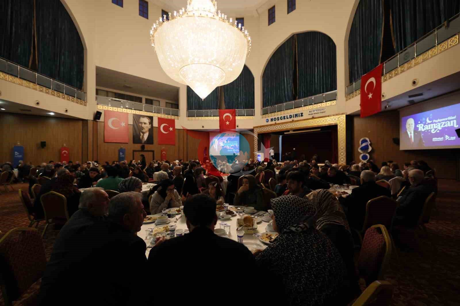 Yüreğir Belediyesi&rsquo;nden şehit yakınları ve gazilere vefa iftarı