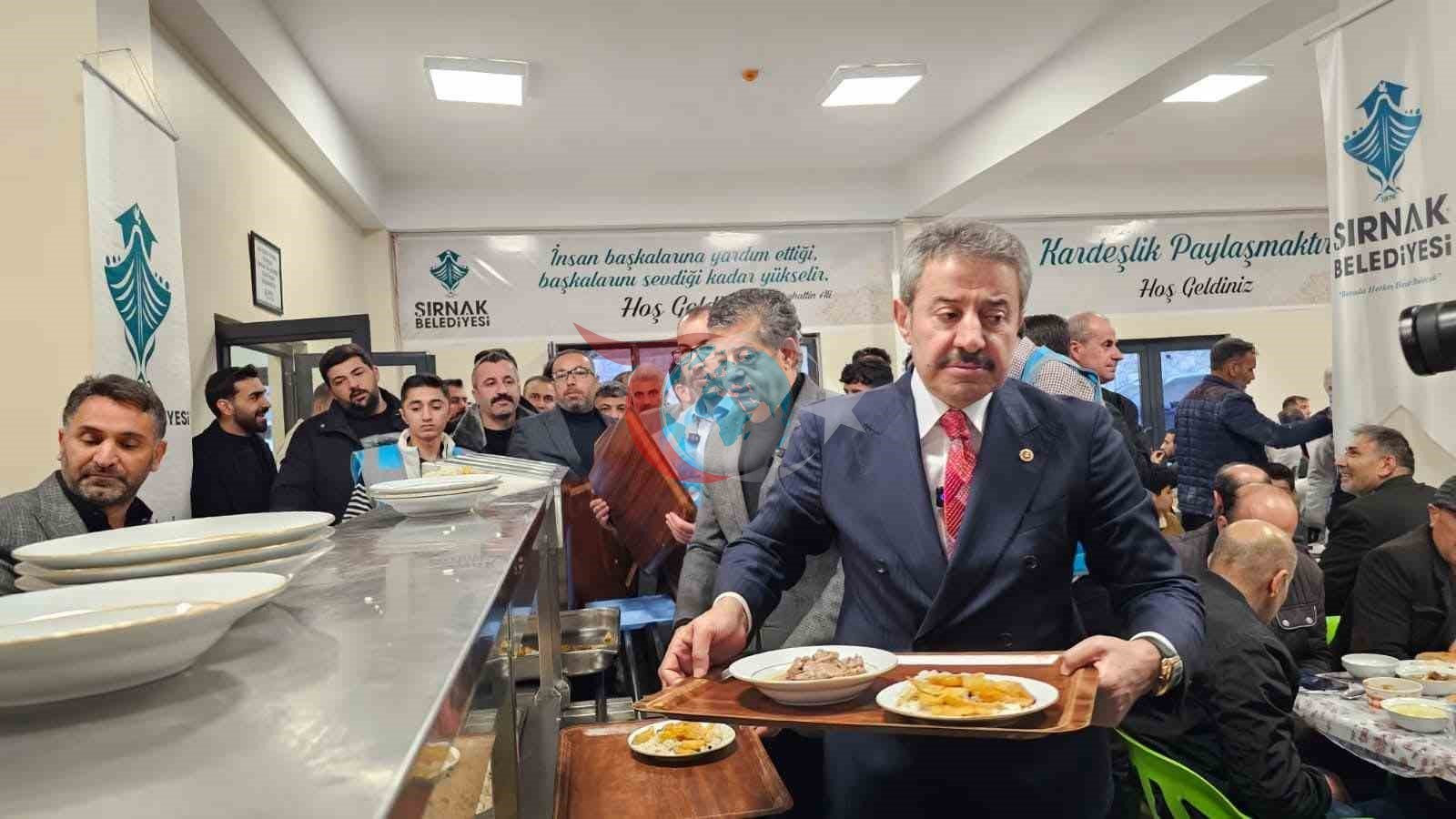 Şırnak&rsquo;ta gönüller aynı sofrada buluştu