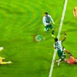 Gol VAR'dan döndü! Galatasaray cephesi çıldırdı ama eski hakemler gerçeği açıkladı
