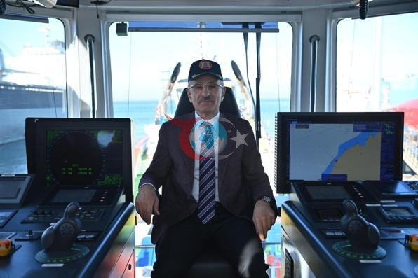 Bakan Uraloğlu: Kritik su yollarımızda dijitalleşmeyi ileri seviyeye taşıyoruz