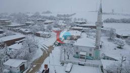 İstanbul’un yanı başı! Her yer beyaza büründü