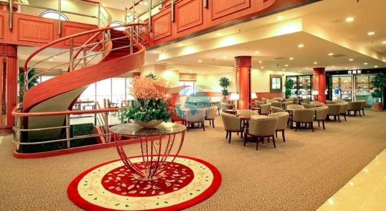 Dünyada bir ilkti, 3 ülke değiştirdi Ölen turist sonrası yüzen otelin tüm hikayesi değişti