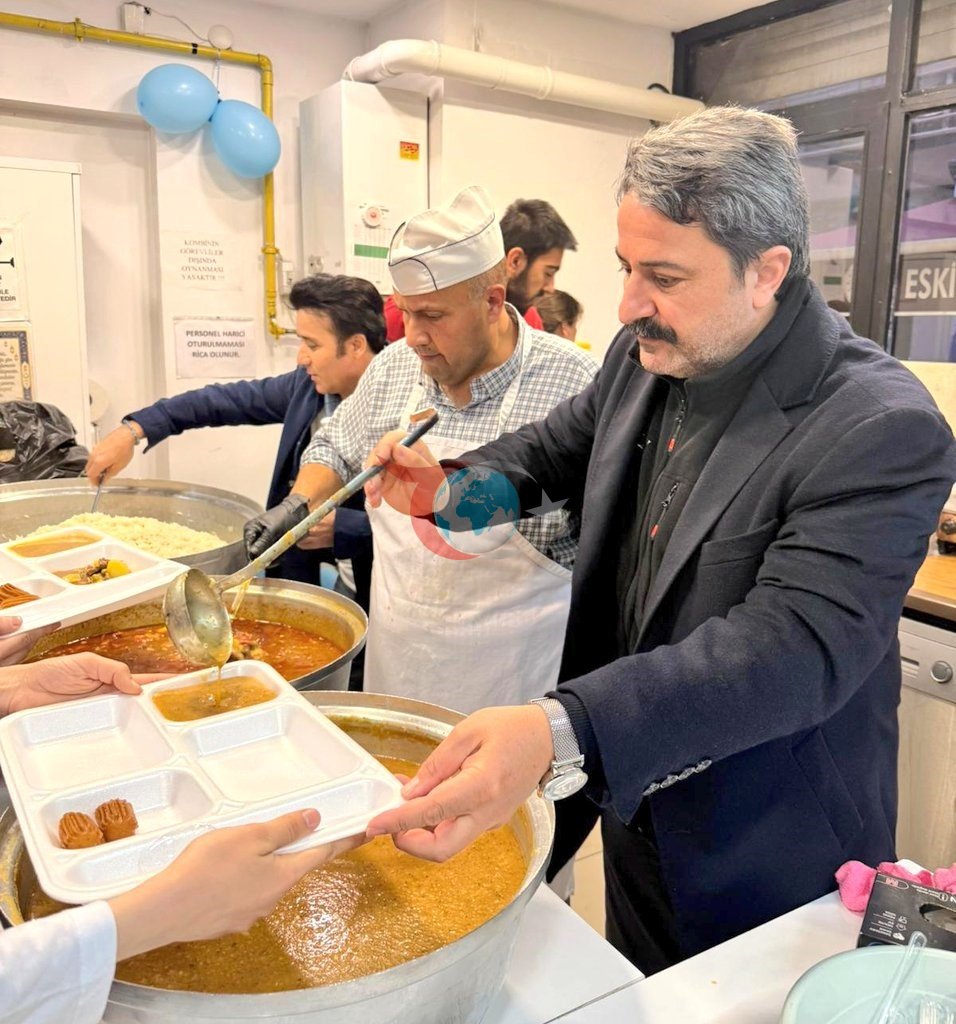 Gençlik merkezlerinde iftar programı düzenlendi