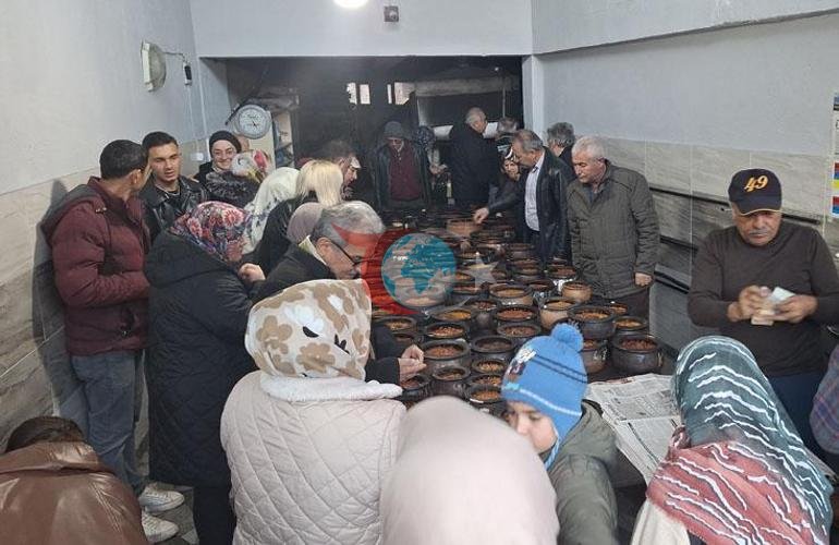 Çorum İskilip’te 8 saatte pişen keşkek geleneği: Davul sesiyle fırınlar açılıyor