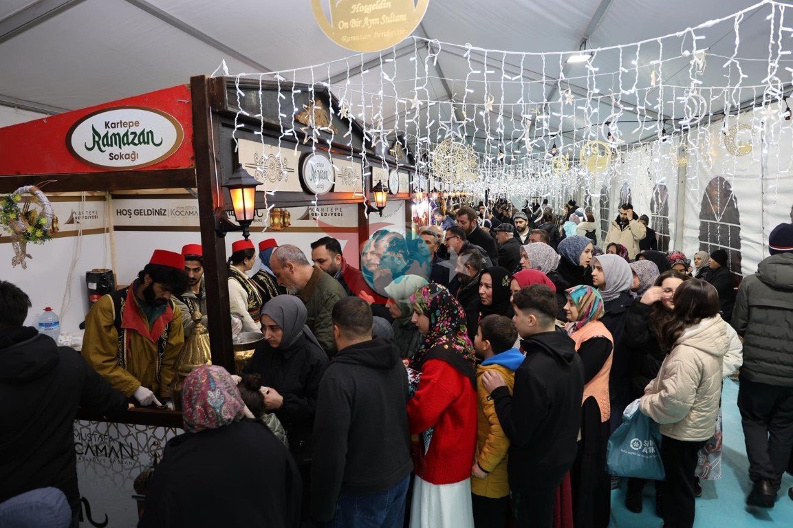 Ramazan akşamları otağ çadırında yaşanıyor