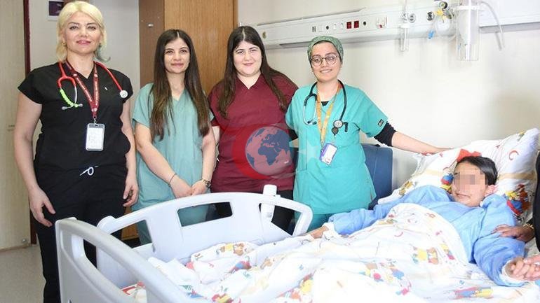 Her şey 6 şubat depremi ile başladı 14 yaşındaki kızın midesinden 3 kilo saç yumağı çıktı