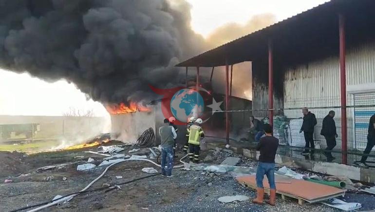 Diyarbakır’da plastik poşet fabrikasında yangın