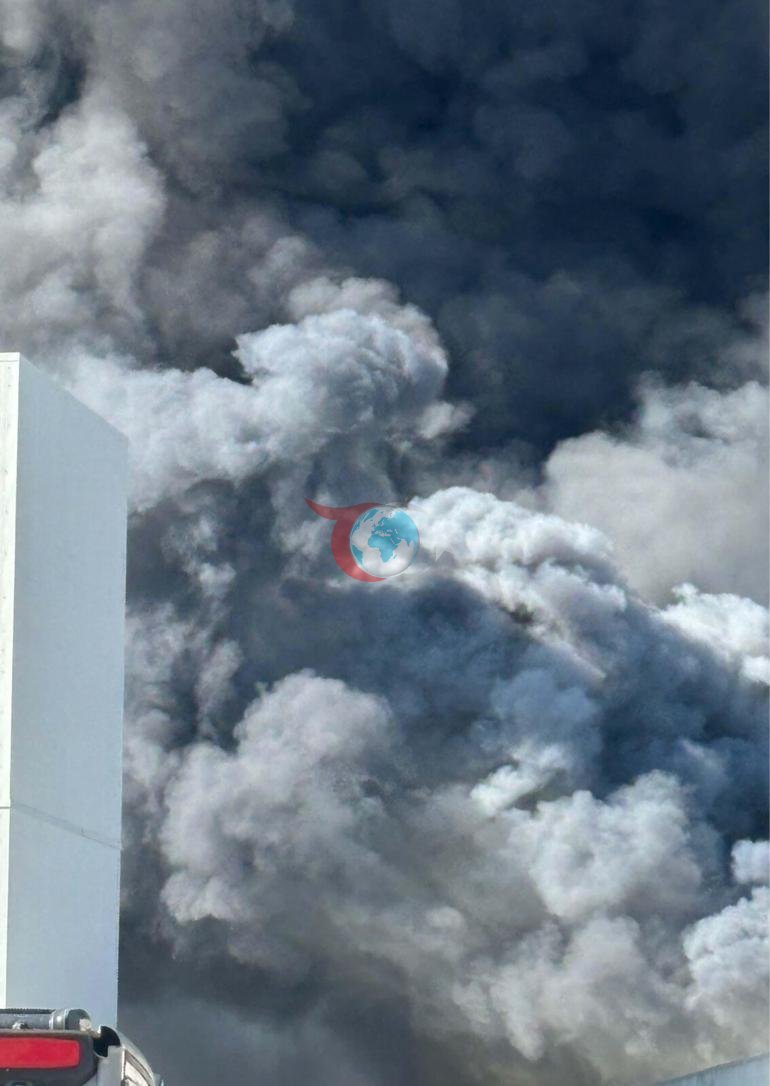 Manisada oyuncak fabrikasında yangın