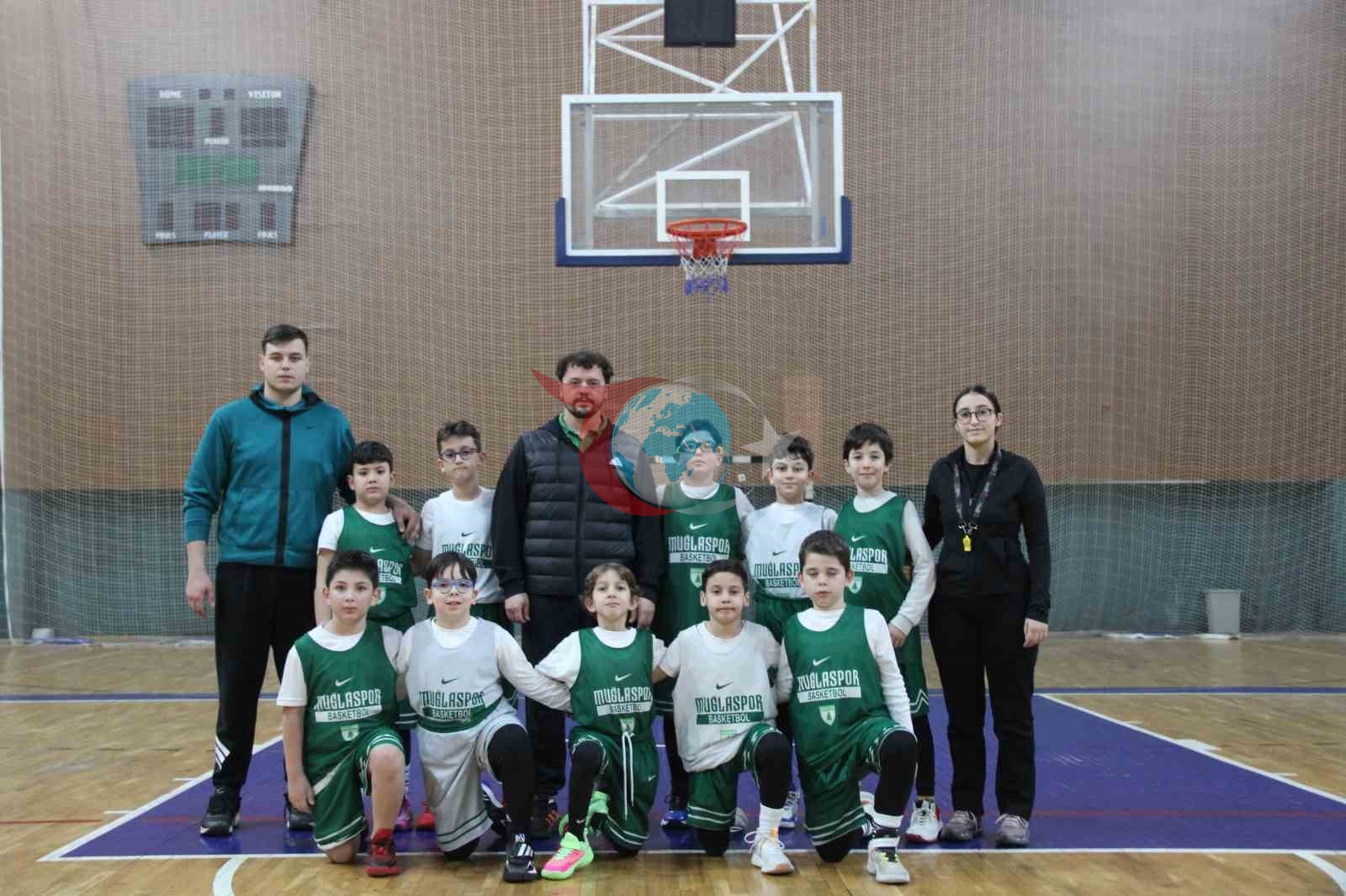 Muğlaspor basketbolda genç yetenekleri yetiştiriyor