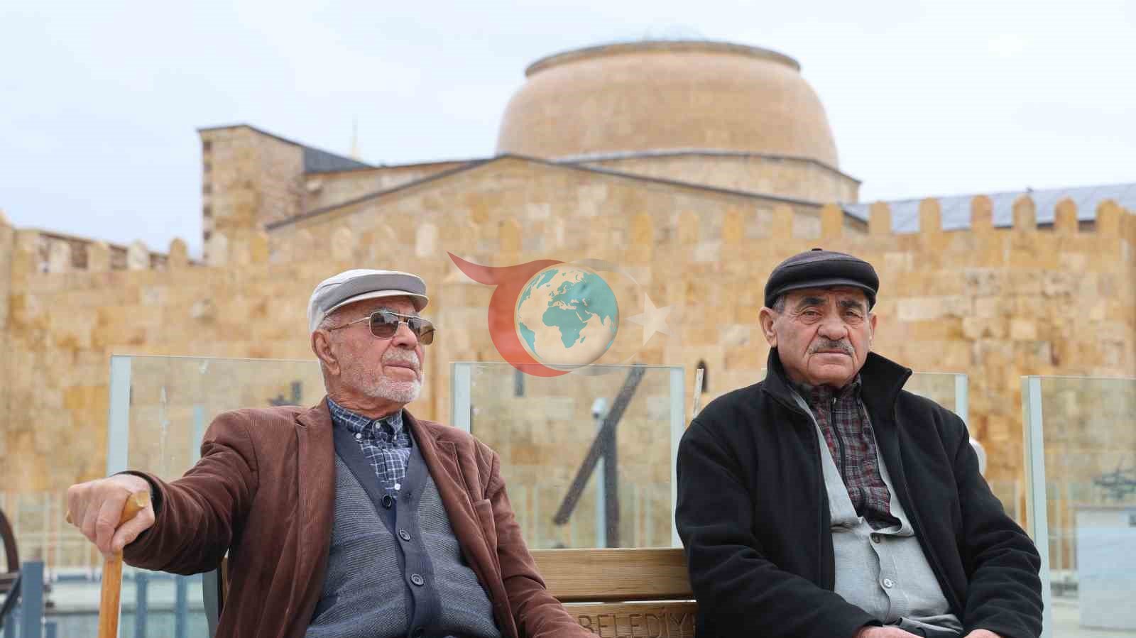 Tarihi Cacabey Medresesi&rsquo;nde su sızıntısına müdahale edildi