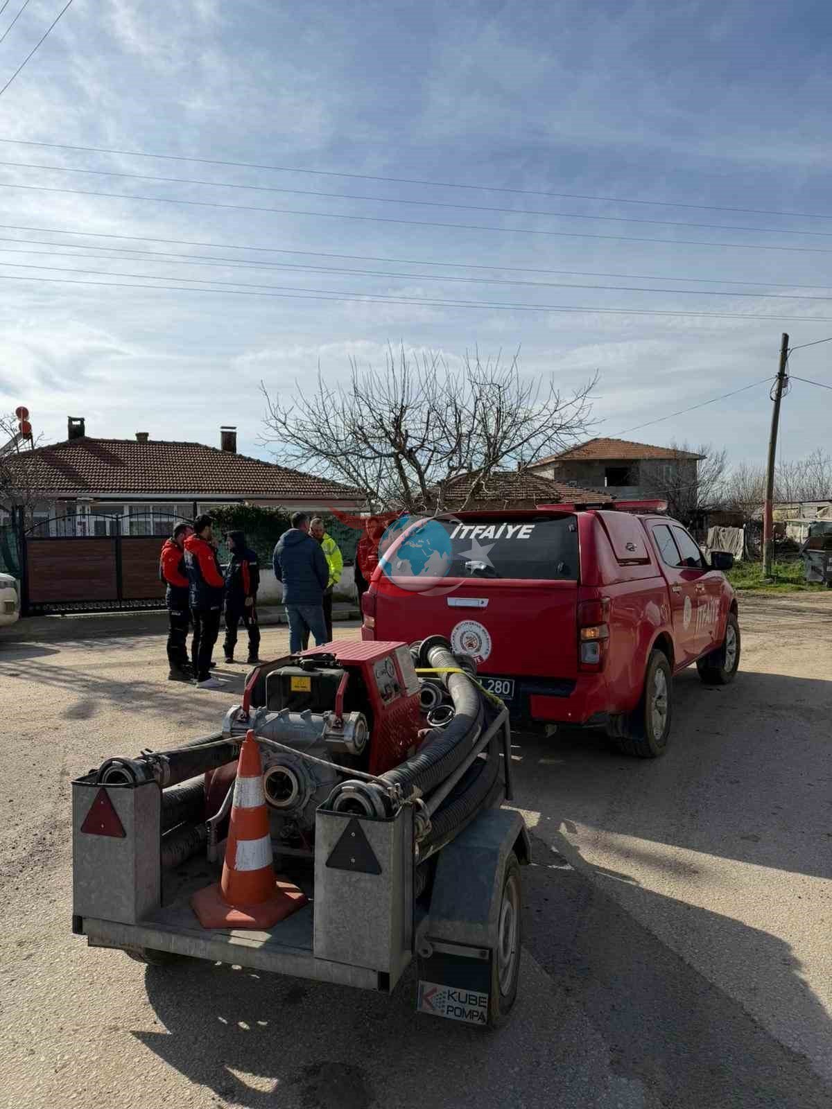 Kocaeli Büyükşehir İtfaiyesi, taşkın riskine karşı Edirne&rsquo;de
