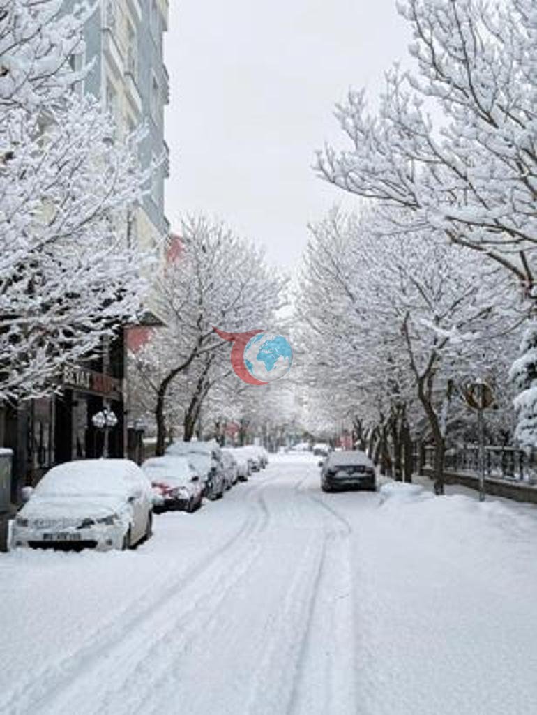 İlçede kar süprizi 40 santimetreye ulaştı