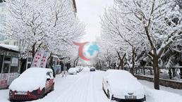 İlçede kar süprizi! 40 santimetreye ulaştı
