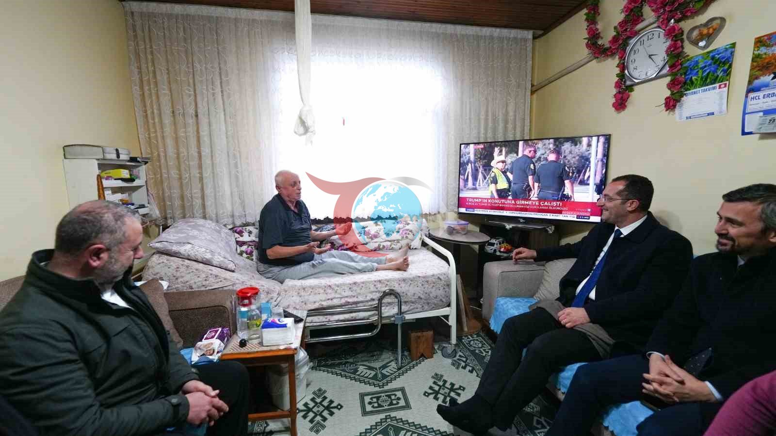 Akçaabat Belediye Başkanı Ekim hastaları evlerinde ziyaret etti