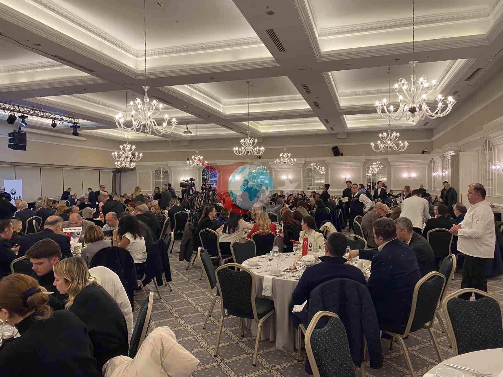 Bursa iş dünyası BUSİAD’ın geleneksel iftarında bir araya geldi
