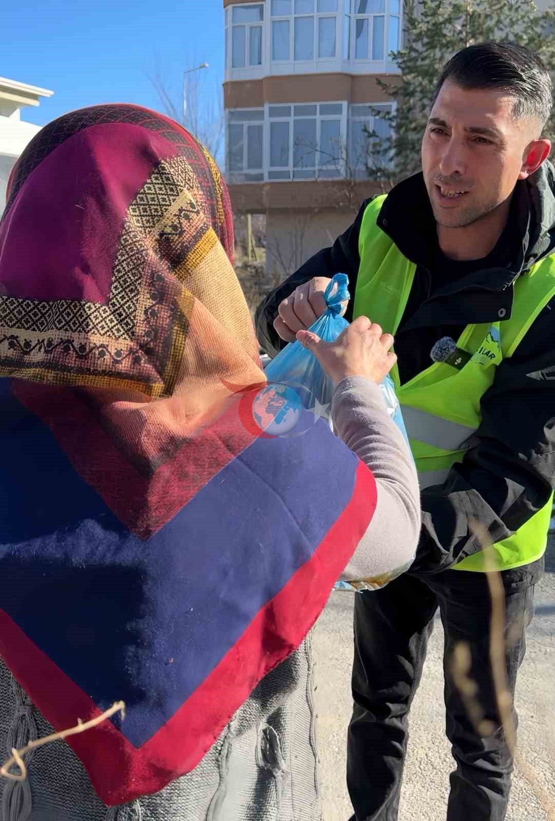 Baลkan รzdoฤanโdan Hacฤฑlarโda Ramazan dayanฤฑลmasฤฑ