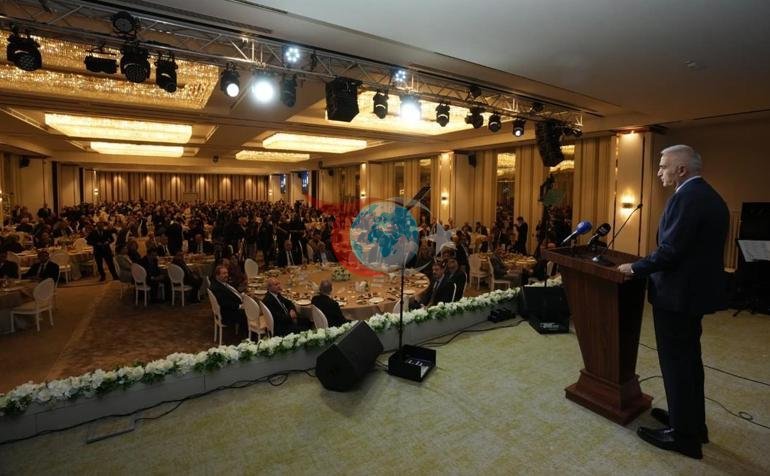 Bakan Ersoy: Vakıflar günde 100 bin vatandaşımıza iftar veriyor