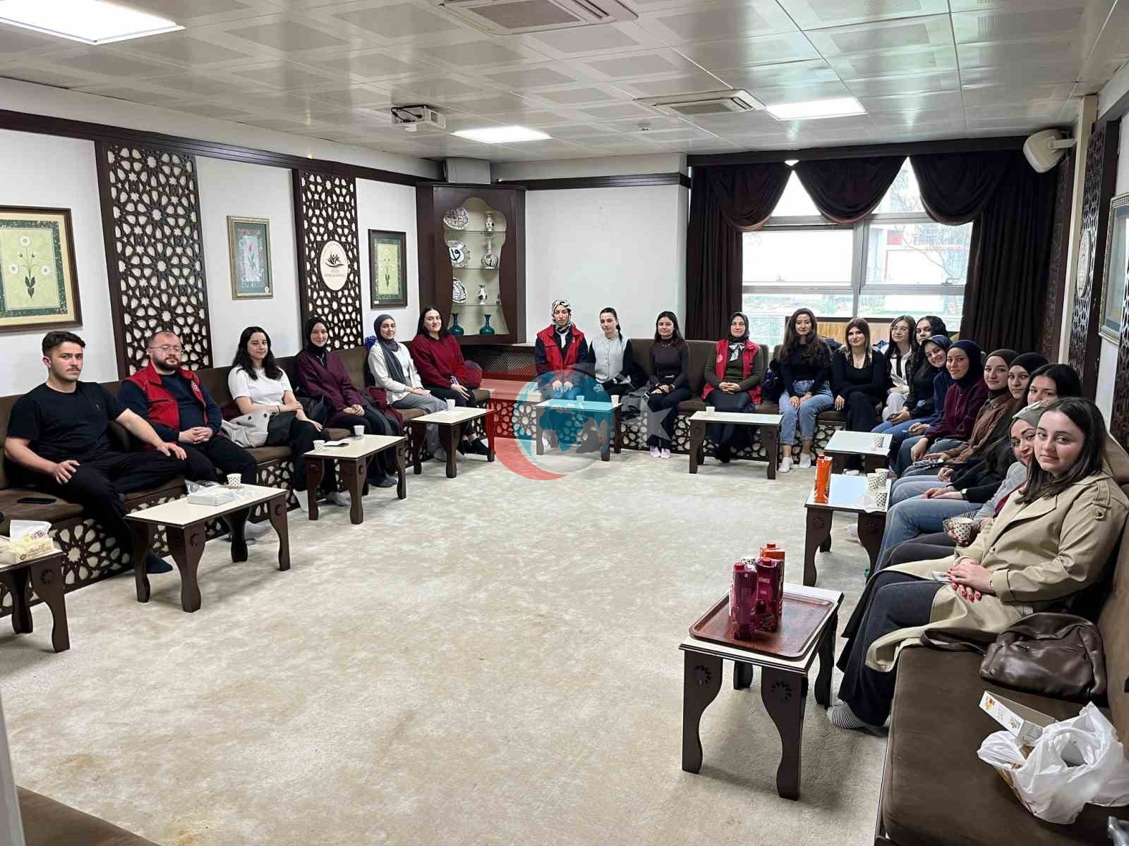 Merkeze ilk adım projesi sürüyor