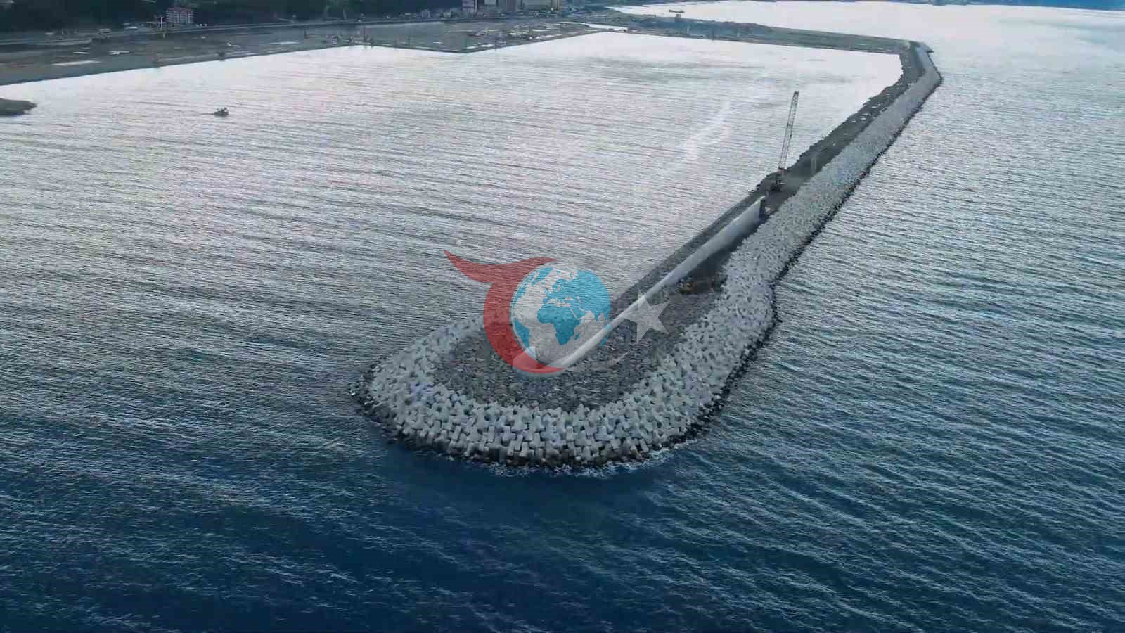 Rize’de İyidere Lojistik Limanı inşaatı sürüyor