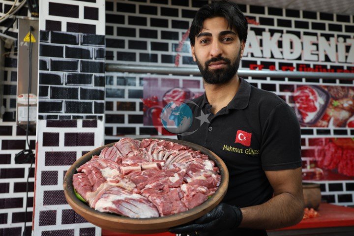 Hazırlanışı 5 dakika pişmesi 5 saat: Tescilli lezzet Ramazan ayında yoğun ilgi görüyor