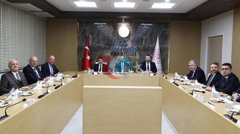 Bakan Kacฤฑr, iftarda OSB baลkanlarฤฑyla bir araya geldi
