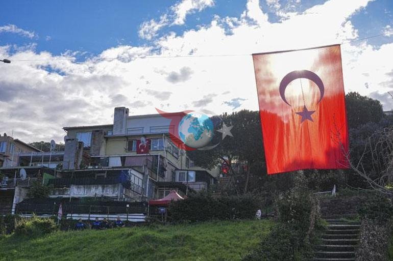 Şehit Hava Pilot Binbaşı Bolatın şehadet haberi İzmirdeki ailesine verildi