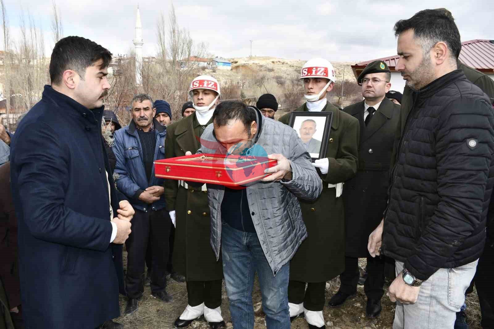 Sivaslฤฑ Kฤฑbrฤฑs gazisi son yolculuฤuna uฤurlandฤฑ