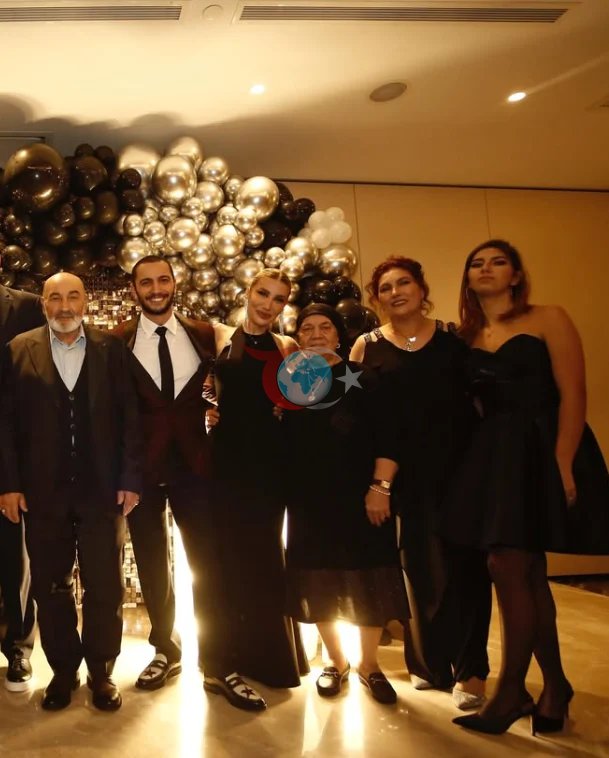 İrem Derici'den nişanlısına beklenmeyen hamle! Büyük aşk bitti mi? - Resim : 1