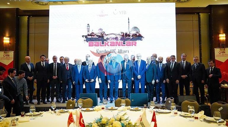 Bilal Erdoğan Üsküpte Yeni Dünyayı İnşa Etmek konulu söyleşiye katıldı