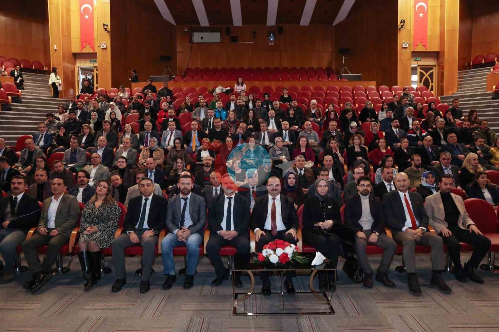 Rektör Prof. Dr. Ahmet Hacımüftüoğlu: 