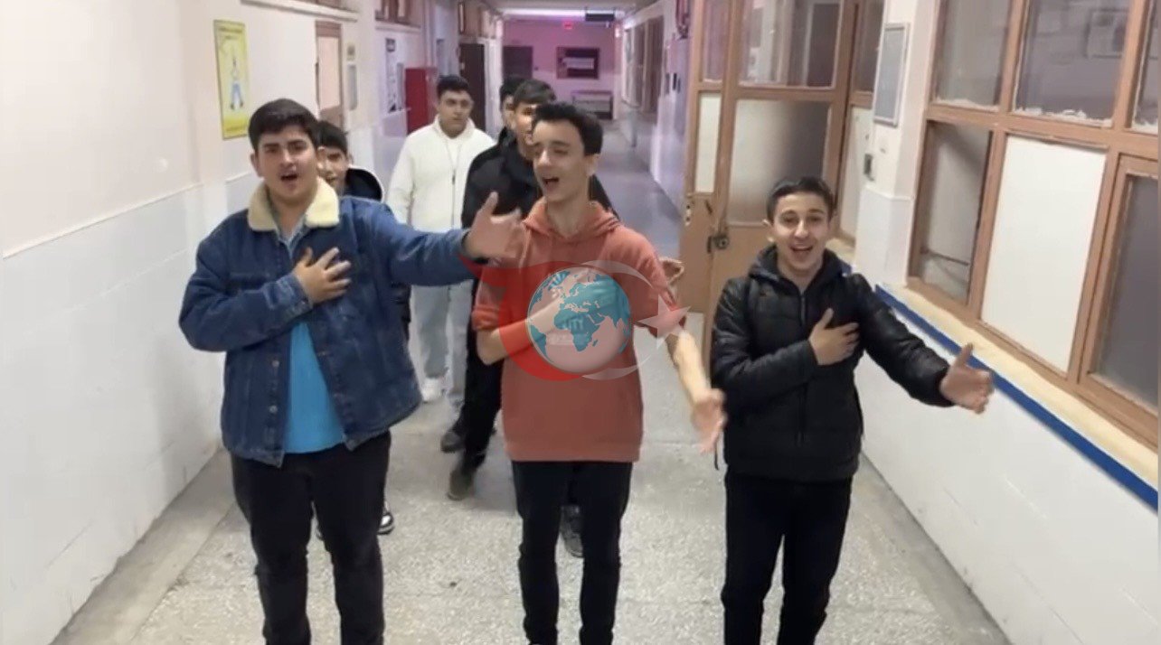 Osmaniye&rsquo;de okullarda Ramazan coşkusu: Öğrenciler ilahiye hep bir ağızdan eşlik etti
