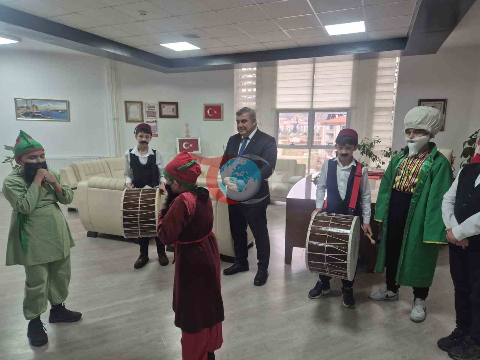 Sünnetci&rsquo;ye öğrencilerden Ramazan ziyareti