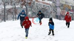 Valilikler peş peşe duyurdu! İşte okulların tatil edildiği iller