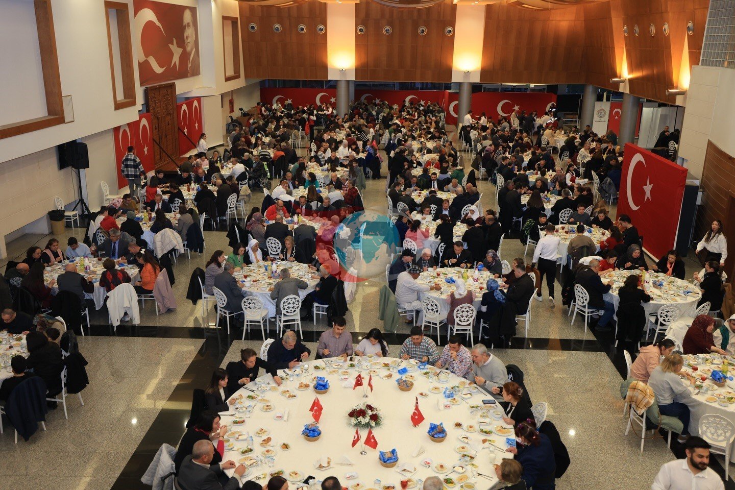 Vali Akbıyık, gönül sofrasında vatandaşlarla buluştu