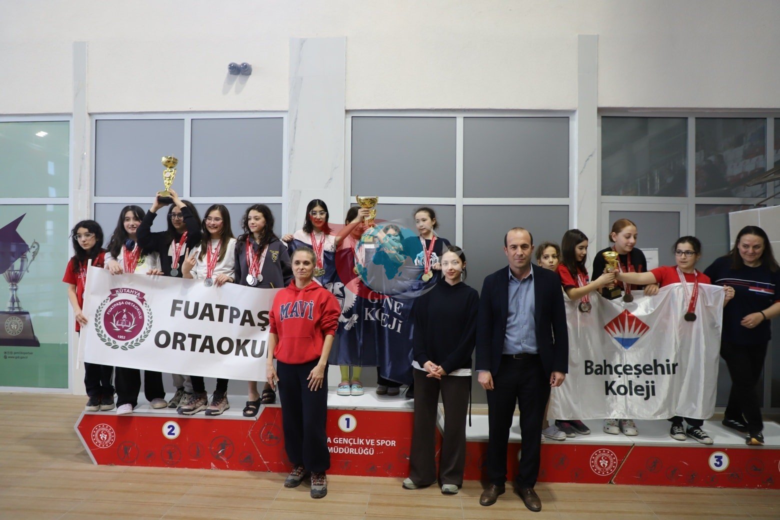 Kütahya’da küçükler yüzme il birinciliği heyecanı