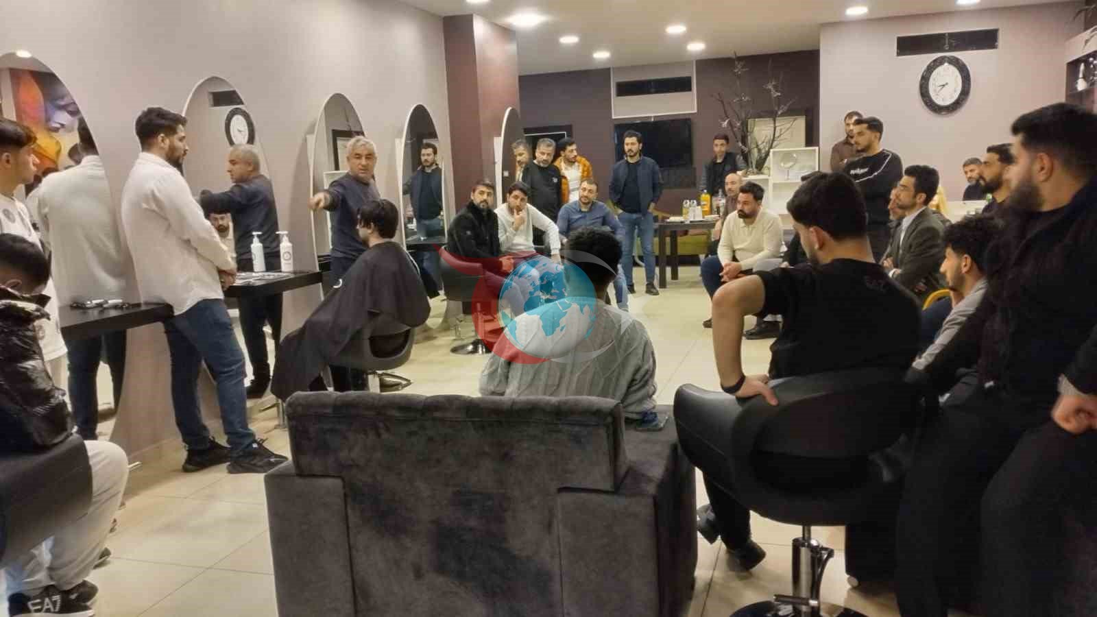 Diyarbakır’da erkek berberlerine eğitim