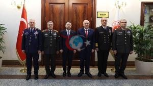 Milli Savunma Bakanı Güler, Adalet Bakanı Gürleki ziyaret etti