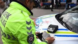 Milyonlarca sรผrรผcรผyรผ yakฤฑndan ilgilendiriyor: Yeni trafik cezalarฤฑ yรผrรผrlรผฤe girdi!