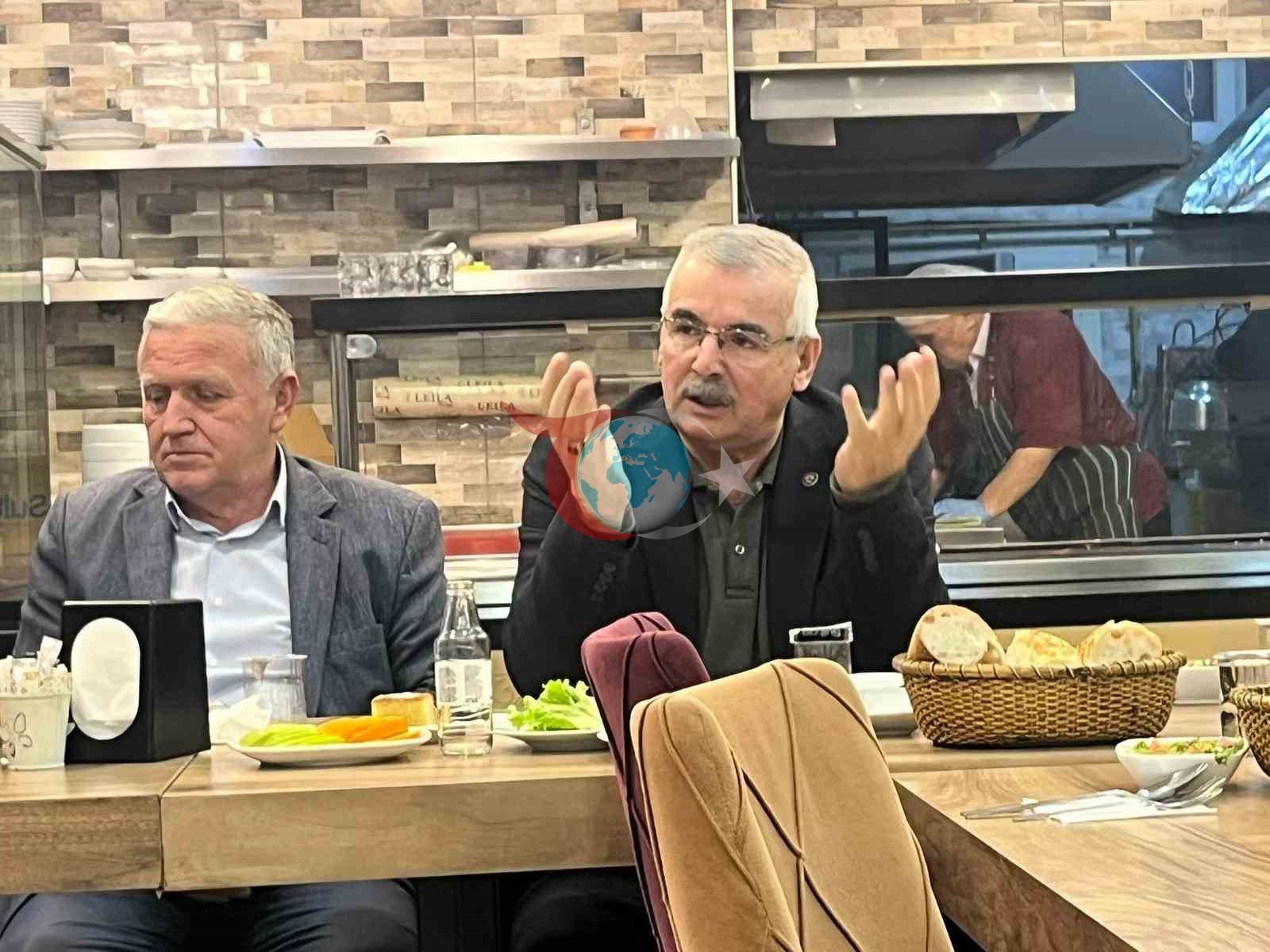 Tavşanlı’da ’Dereboyu’ muhtarlarıyla iftar sofrasında tarım mesaisi