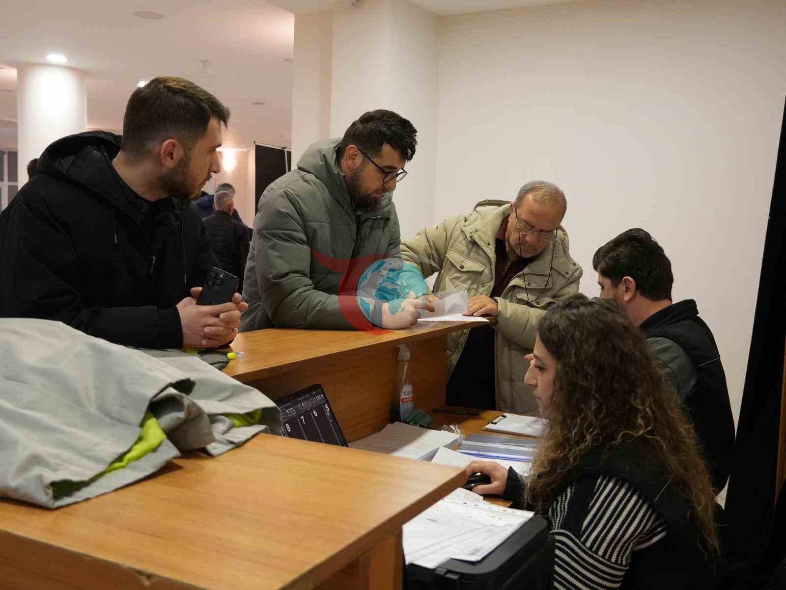 47 dükkan satışa sunuldu