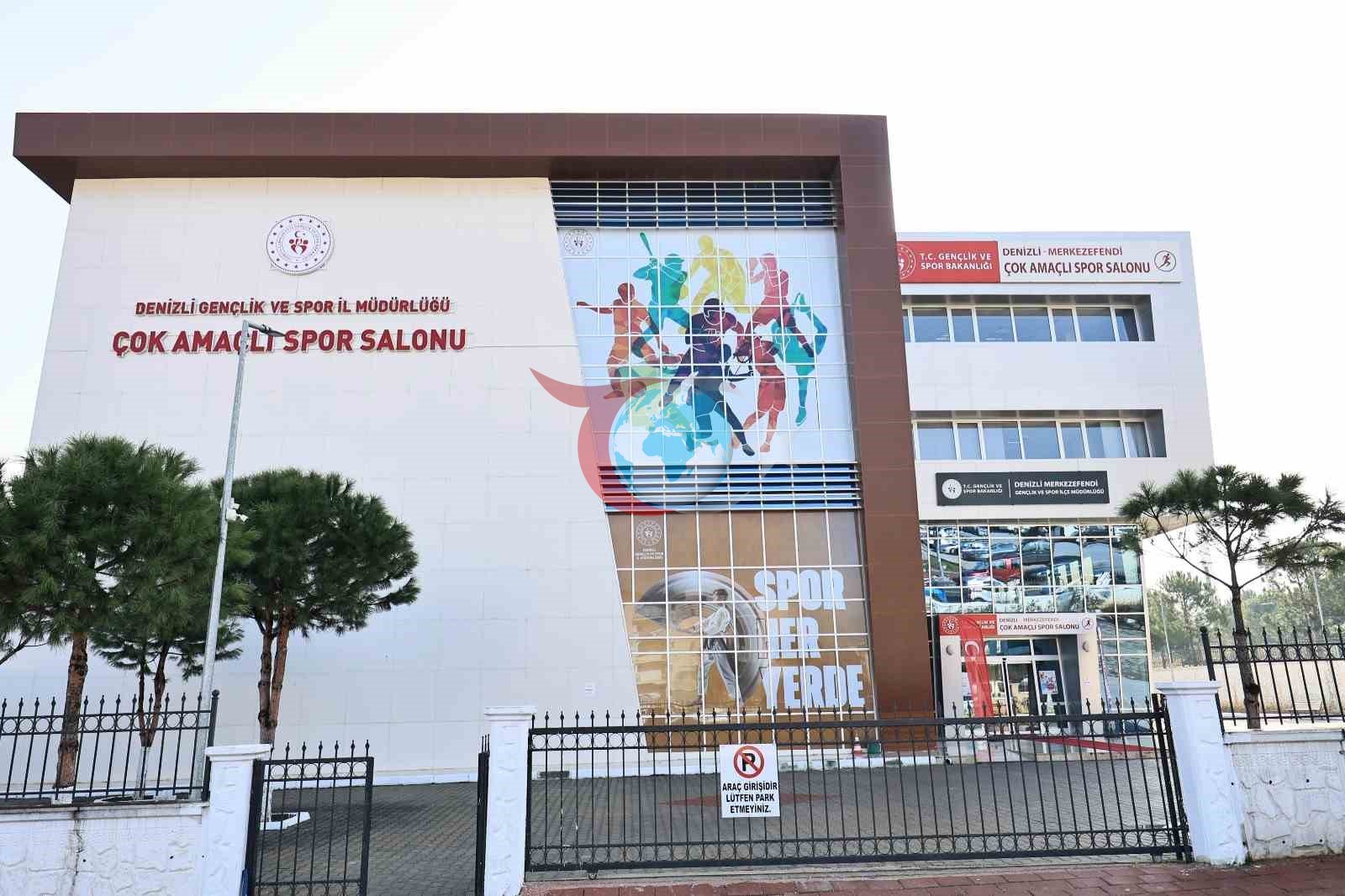 Sporcuların faydalandığı salon yeni ekipmanlarla donatıldı